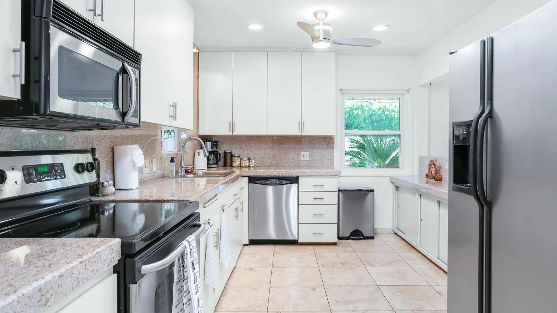 Petite Private Bungalow - A Ryson Property Palm Springs